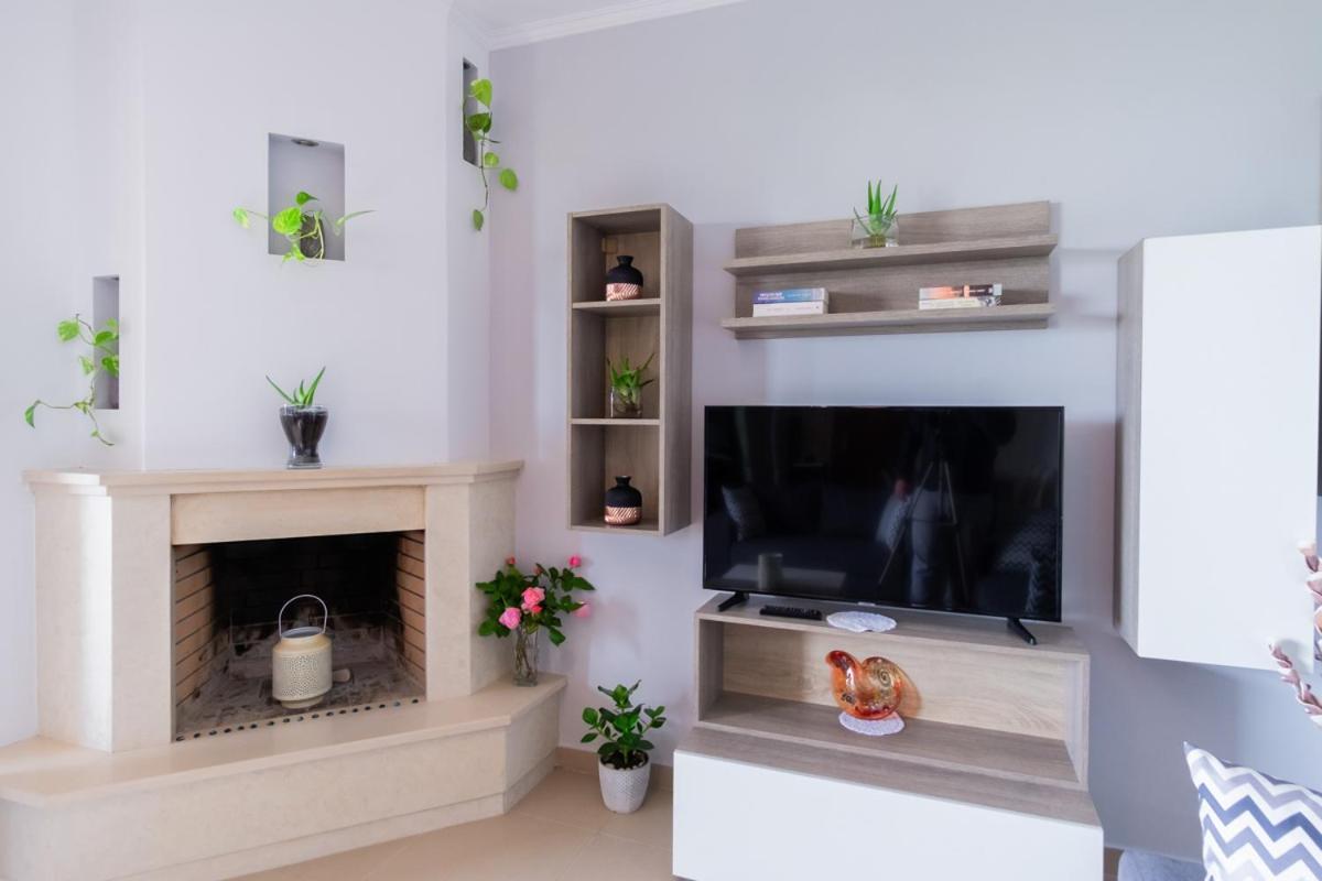 Panorama Apartment Apolpaina Екстер'єр фото
